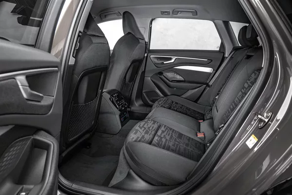 Audi A6 Allroad 50TDI Matrix Nezávislé 360 - foto 15