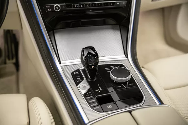 BMW Řada 8 840d x Drive M sport - foto 18