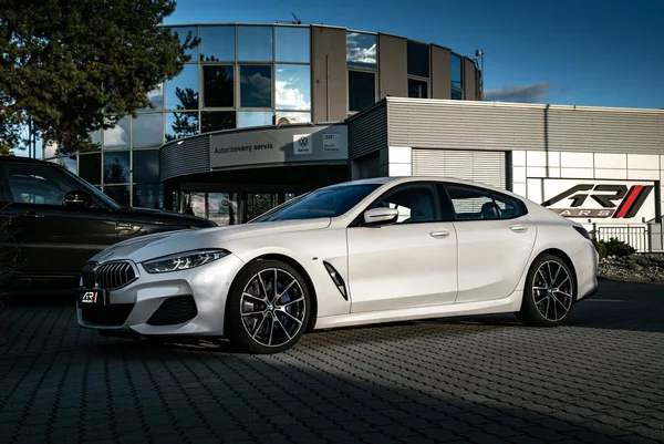 BMW Řada 8 840d x Drive M sport - foto 23