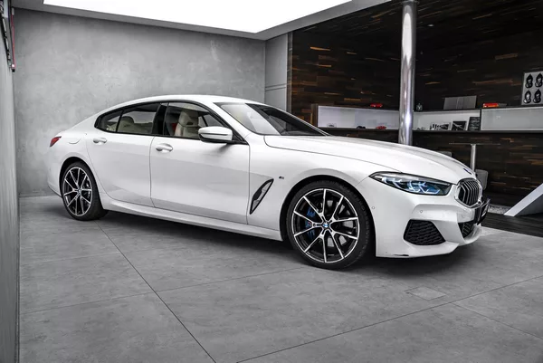 BMW Řada 8 840d x Drive M sport - foto 4