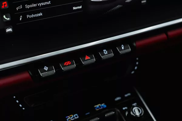 Porsche 911 Turbo, BOSE, ACC, VÝFUKY, MATR - foto 13