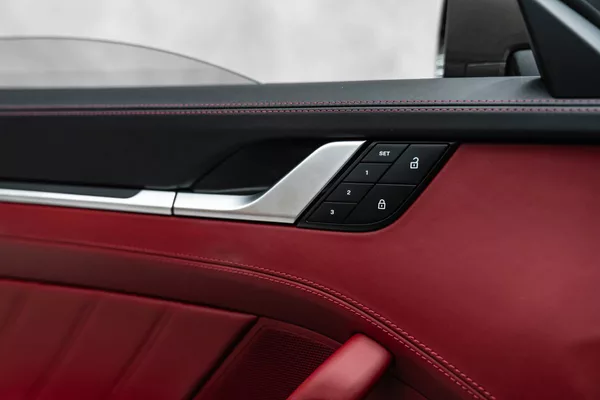 Porsche 911 Turbo, BOSE, ACC, VÝFUKY, MATR - foto 17