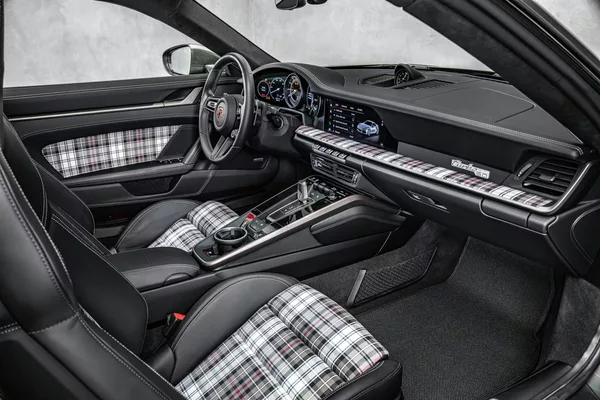 Porsche 911 TURBO 50 YEARS Keramiky Pano - foto 15