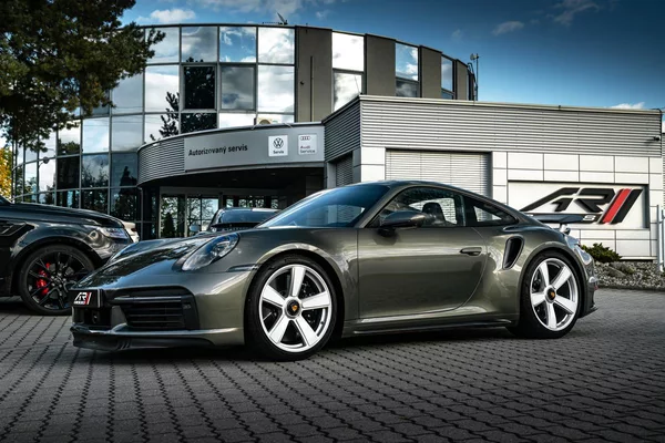 Porsche 911 TURBO 50 YEARS Keramiky Pano - foto 30