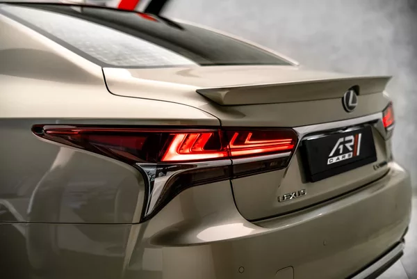 Lexus LS 500 LUXURY H AWD - foto 10