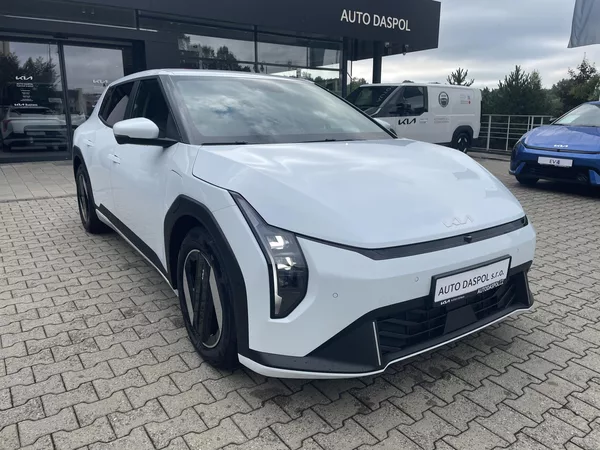 Kia EV4 4x2 EARTH 150 KW + 58,3 KWH