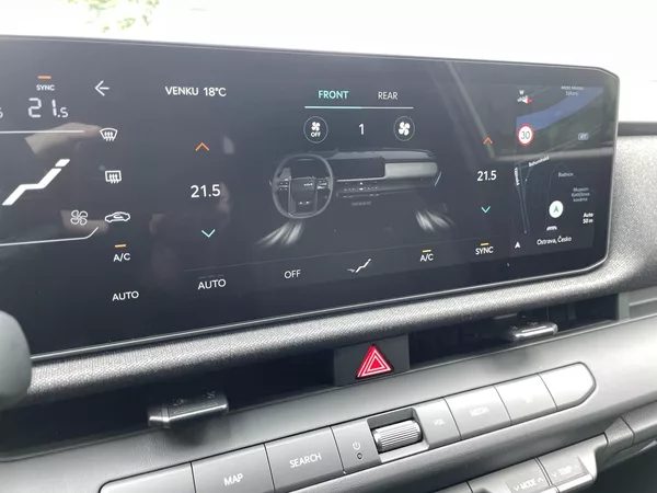 Kia Seltos HEV 4x4 6DCT X-LINE Comfort - foto 10
