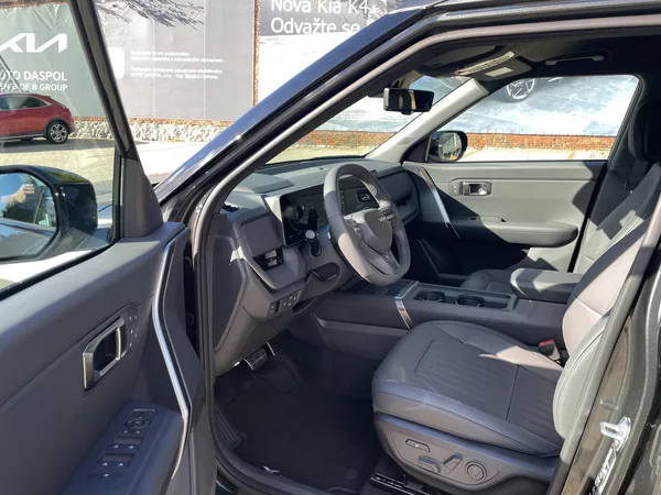 Kia Seltos HEV 4x4 6DCT X-LINE Comfort - foto 2