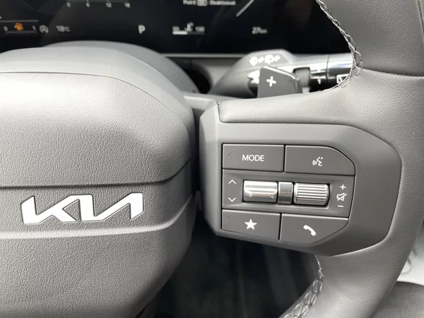 Kia Seltos HEV 4x4 6DCT X-LINE Comfort - foto 6