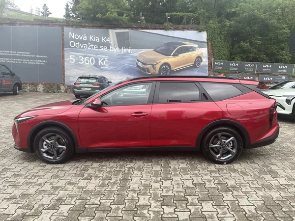 Kia K4 Sportswagon 1.6T-GDi 7DCT SPIN 110Kw - foto 6