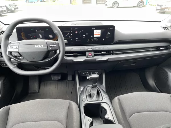 Kia K4 Sportswagon 1.6T-GDi 7DCT SPIN 110Kw - foto 9