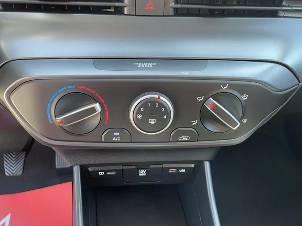 Hyundai Bayon 1,2i/62kW - Comfort Club - foto 23