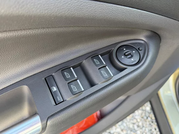 Ford Kuga 1,5 EcoBoost / 110kW - foto 10