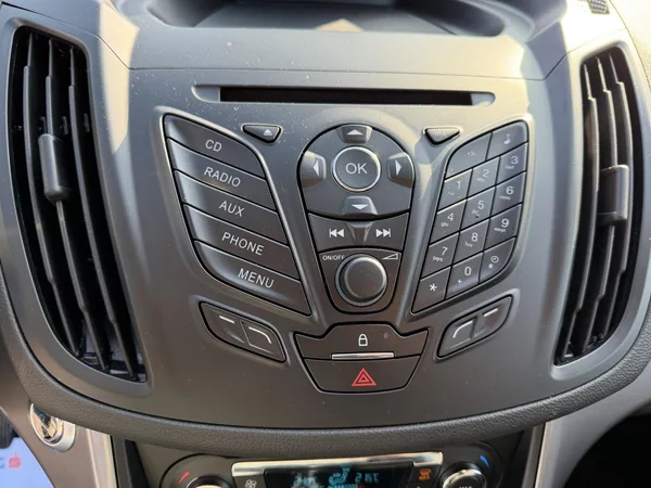 Ford Kuga 1,5 EcoBoost / 110kW - foto 24