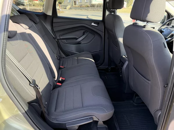 Ford Kuga 1,5 EcoBoost / 110kW - foto 36