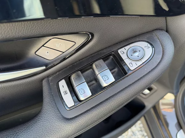 Mercedes-Benz GLC 220d 125kW 4Matic - foto 10