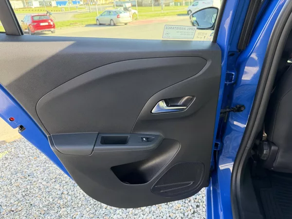 Opel Corsa 1,2T/74kW - Elegance - foto 41