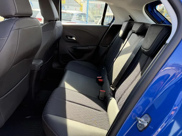 Opel Corsa 1,2T/74kW - Elegance - foto 42