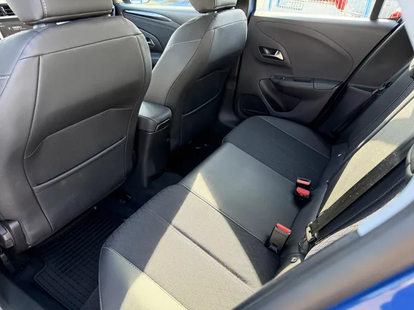 Opel Corsa 1,2T/74kW - Elegance - foto 43