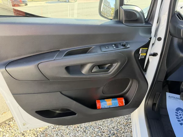 Peugeot Partner 1,5 BlueHDi/75kW L1 - foto 9