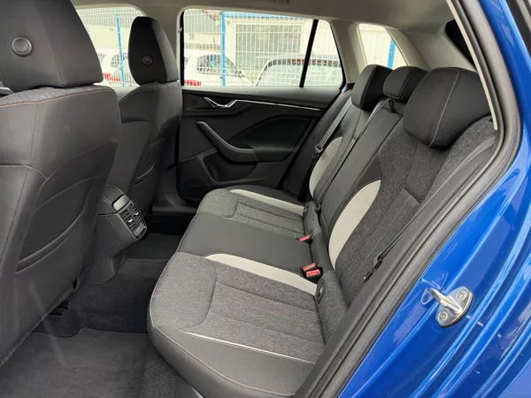 Škoda Kamiq 1,0 TSi/81kW DSG - Style Plus - foto 48
