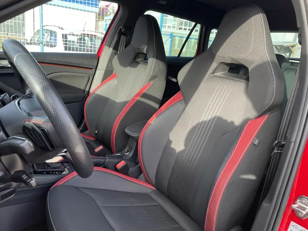 Škoda Kamiq 1,5 TSi/110kW DSG- Monte Carlo - foto 13