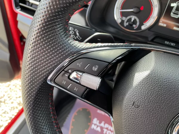 Škoda Kamiq 1,5 TSi/110kW DSG- Monte Carlo - foto 18