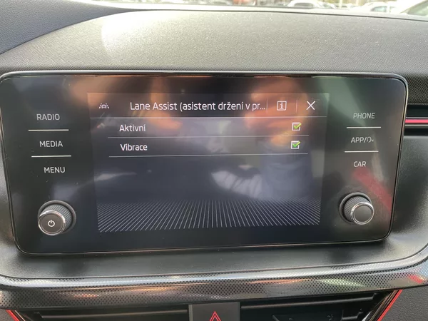 Škoda Kamiq 1,5 TSi/110kW DSG- Monte Carlo - foto 33