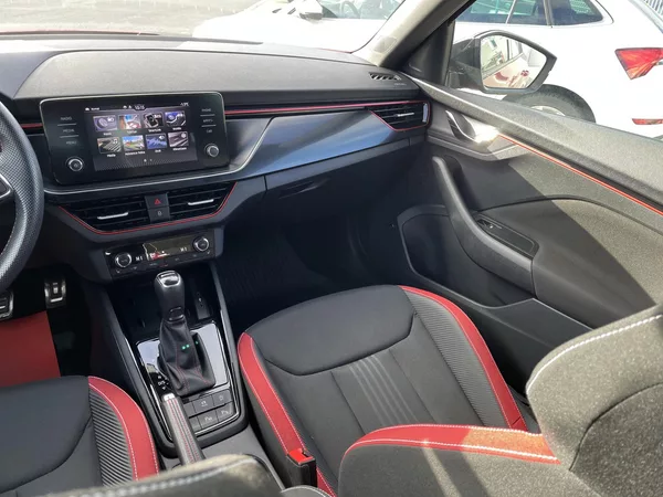 Škoda Kamiq 1,5 TSi/110kW DSG- Monte Carlo - foto 50