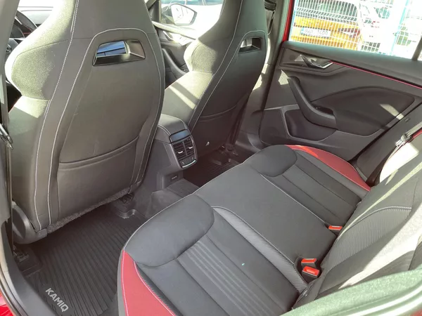 Škoda Kamiq 1,5 TSi/110kW DSG- Monte Carlo - foto 53