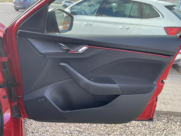 Škoda Kamiq 1,5 TSi/110kW DSG- Monte Carlo - foto 59