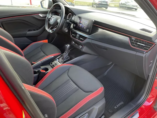 Škoda Kamiq 1,5 TSi/110kW DSG- Monte Carlo - foto 62