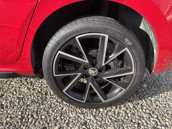 Škoda Kamiq 1,5 TSi/110kW DSG- Monte Carlo - foto 70