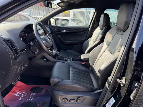 Škoda Karoq 2,0 TSi/140kW 4x4 DSG Sportlin - foto 13
