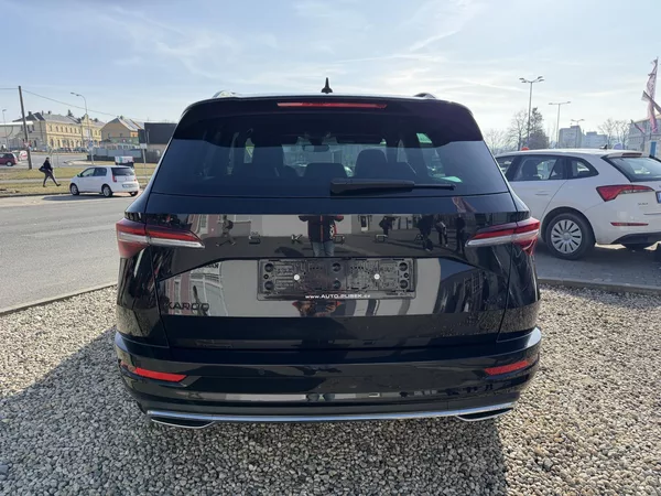 Škoda Karoq 2,0 TSi/140kW 4x4 DSG Sportlin - foto 6