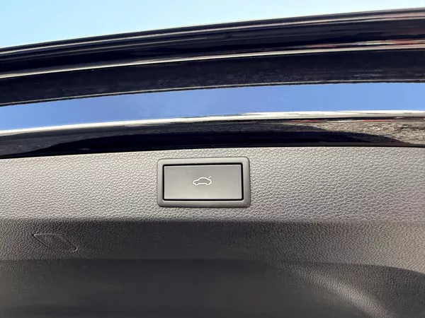 Škoda Karoq 2,0 TSi/140kW 4x4 DSG Sportlin - foto 74