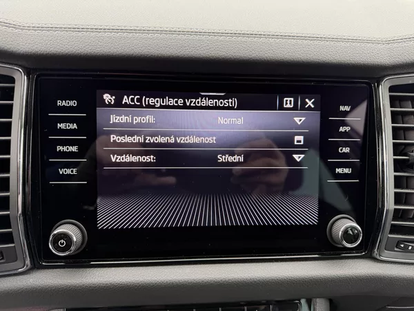 Škoda Kodiaq 2,0 TDi/110kW DSG - Style - foto 32