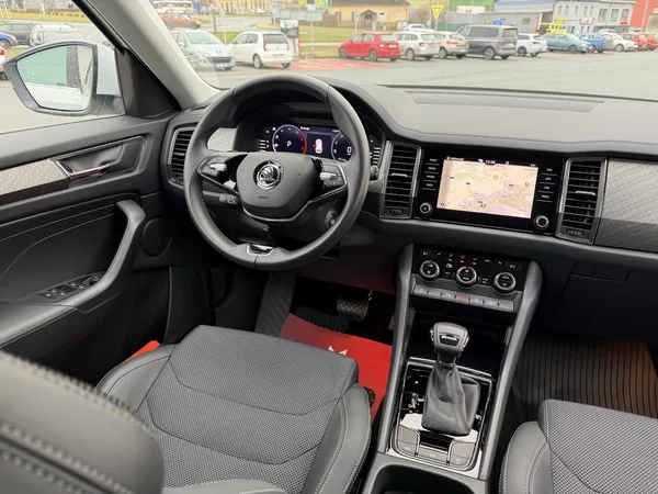 Škoda Kodiaq 2,0 TDi/110kW DSG - Style - foto 43