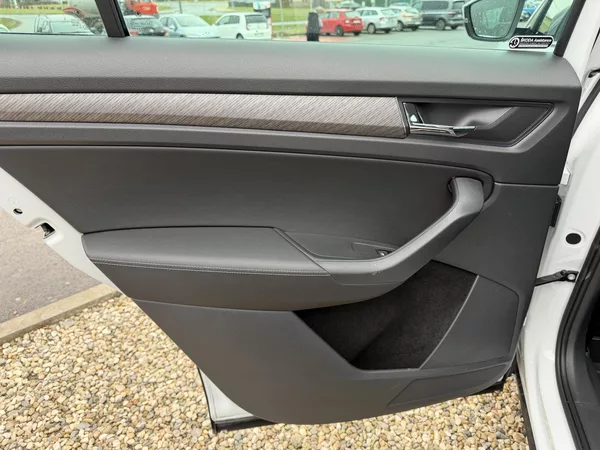 Škoda Kodiaq 2,0 TDi/110kW DSG - Style - foto 45
