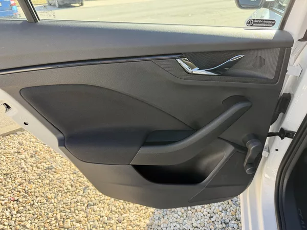 Škoda Scala 1,0 TSi/81kW - Ambition - foto 37