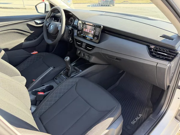 Škoda Scala 1,0 TSi/81kW - Ambition - foto 47