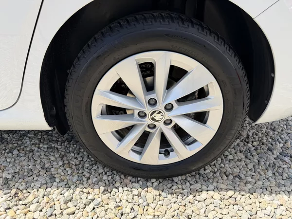 Škoda Scala 1,0 TSi/81kW - STYLE - foto 58
