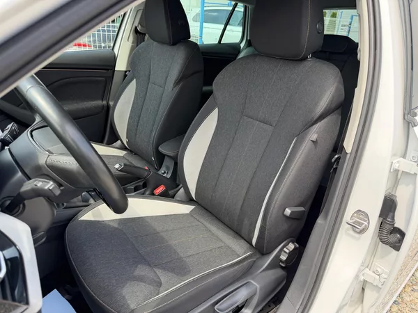 Škoda Scala 1,0 TSi/85kW Selection - foto 12