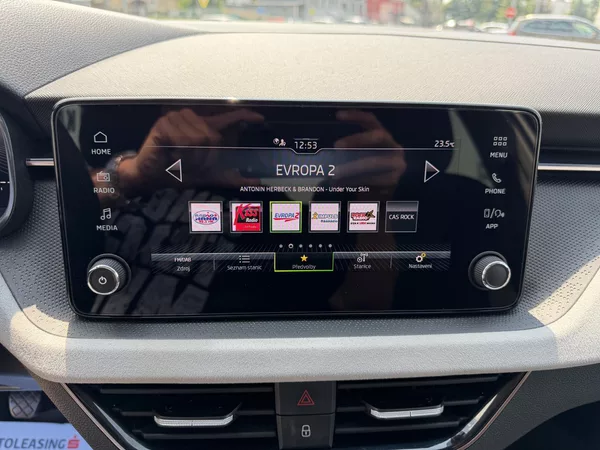 Škoda Scala 1,0 TSi/85kW Selection - foto 22
