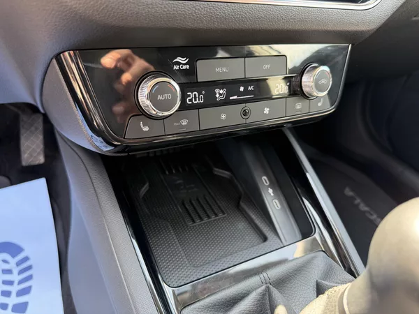 Škoda Scala 1,0 TSi/85kW Selection - foto 38