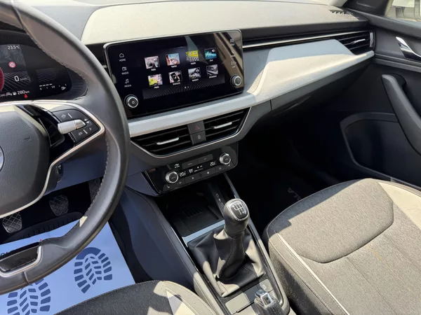 Škoda Scala 1,0 TSi/85kW Selection - foto 40