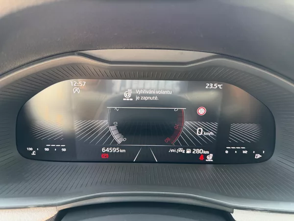 Škoda Scala 1,0 TSi/85kW Selection - foto 42