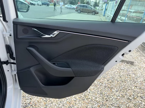 Škoda Scala 1,0 TSi/85kW Selection - foto 51