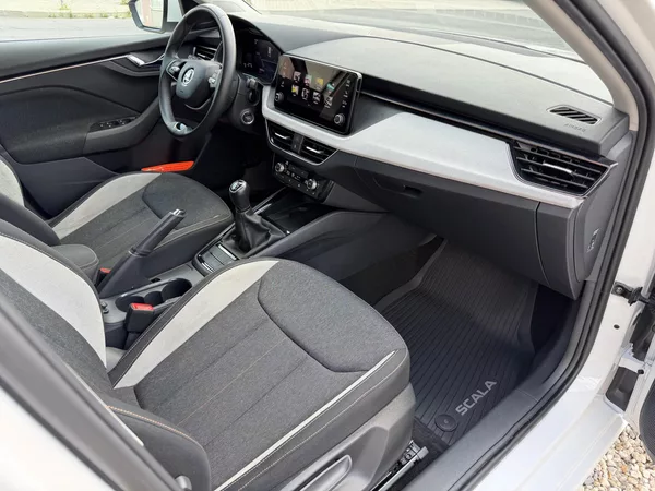 Škoda Scala 1,0 TSi/85kW Selection - foto 58