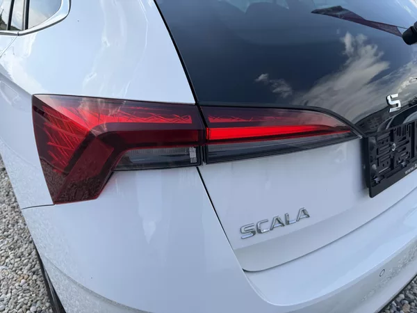 Škoda Scala 1,0 TSi/85kW Selection - foto 71